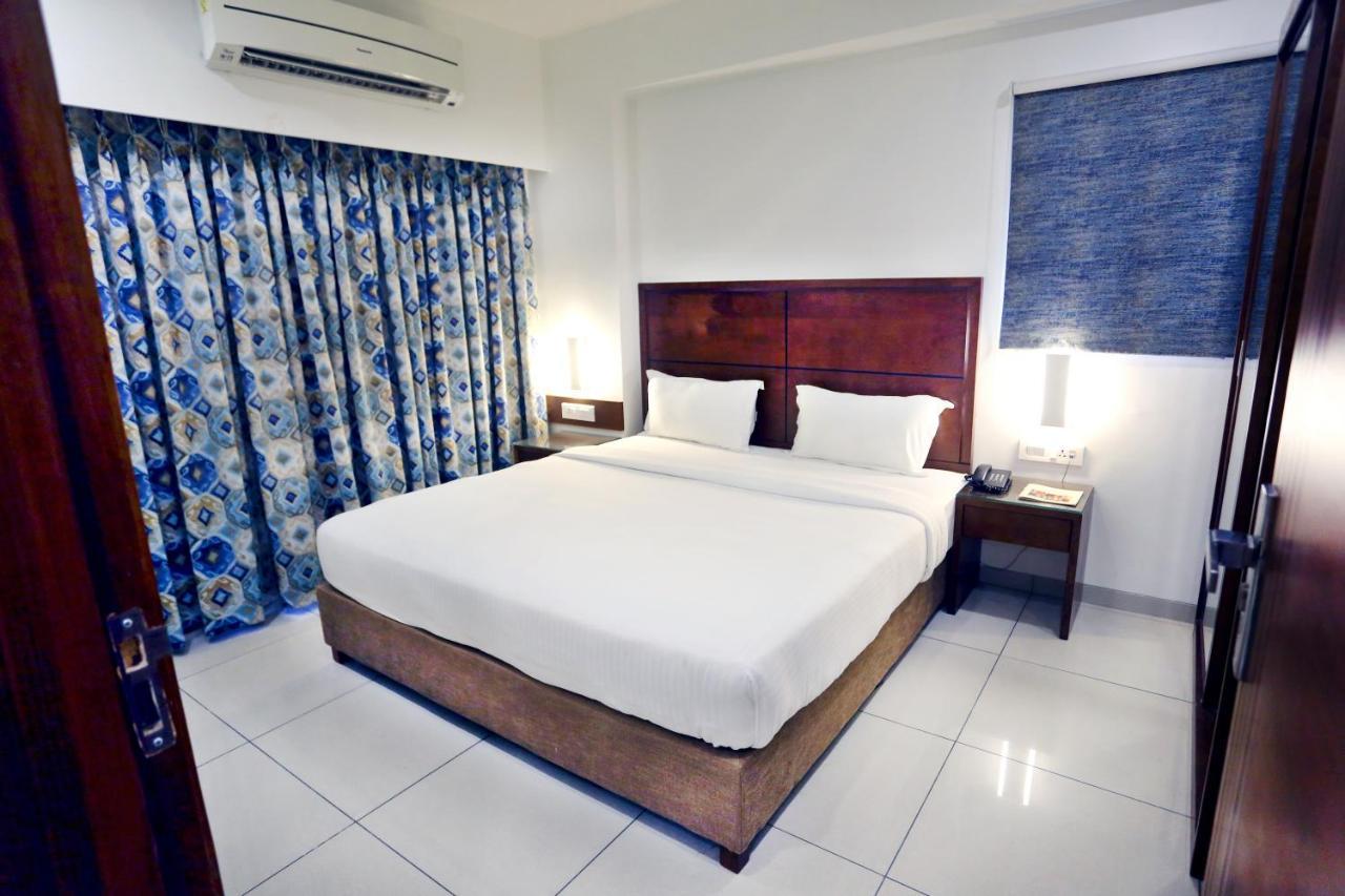 Hotel The Park Residency Ahmadabad Zewnętrze zdjęcie